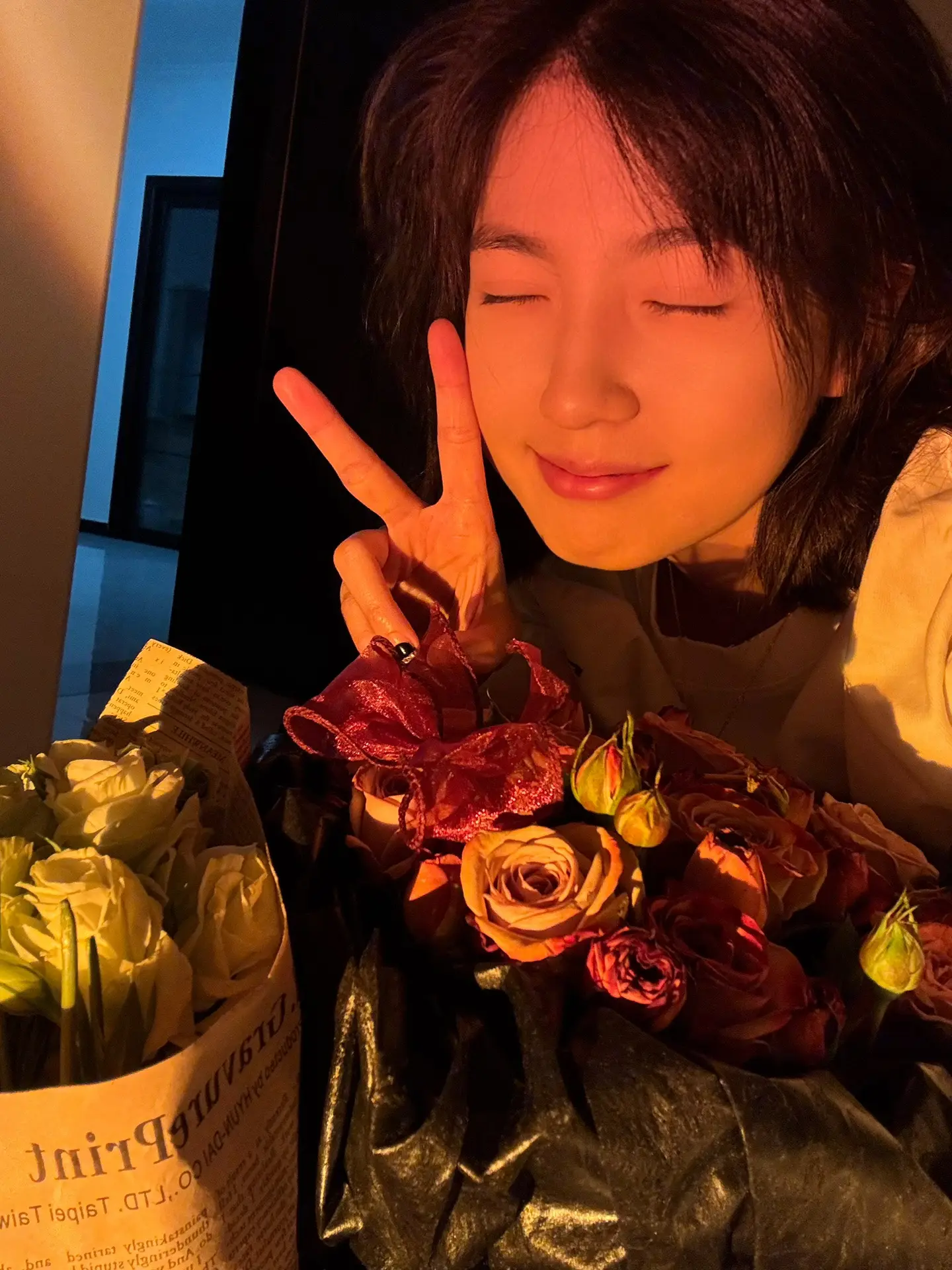 恨是爱的产物 你曾以为你恨他 后知后觉才发现 你只是爱他爱的太痛苦