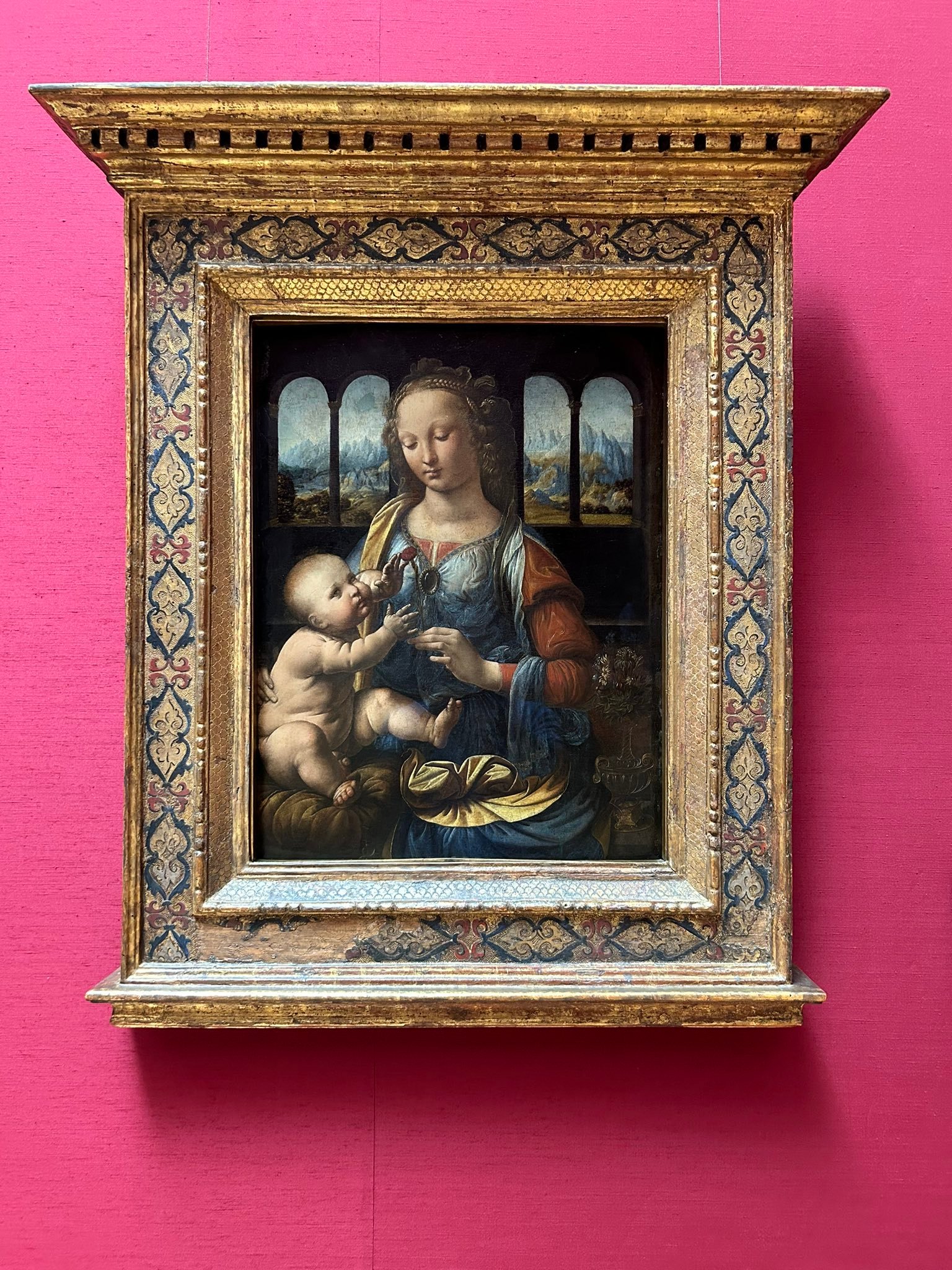 The Madonna of the carnation in Munich图来