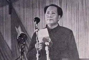 1958年，毛主席下令炮击金门，不小心炸死两个美国顾问，美国得知后率大军压境，指