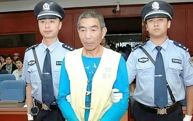 2007年起，云南晋城镇60多岁的张永明开始连续杀人，直到2012年落网，他把受