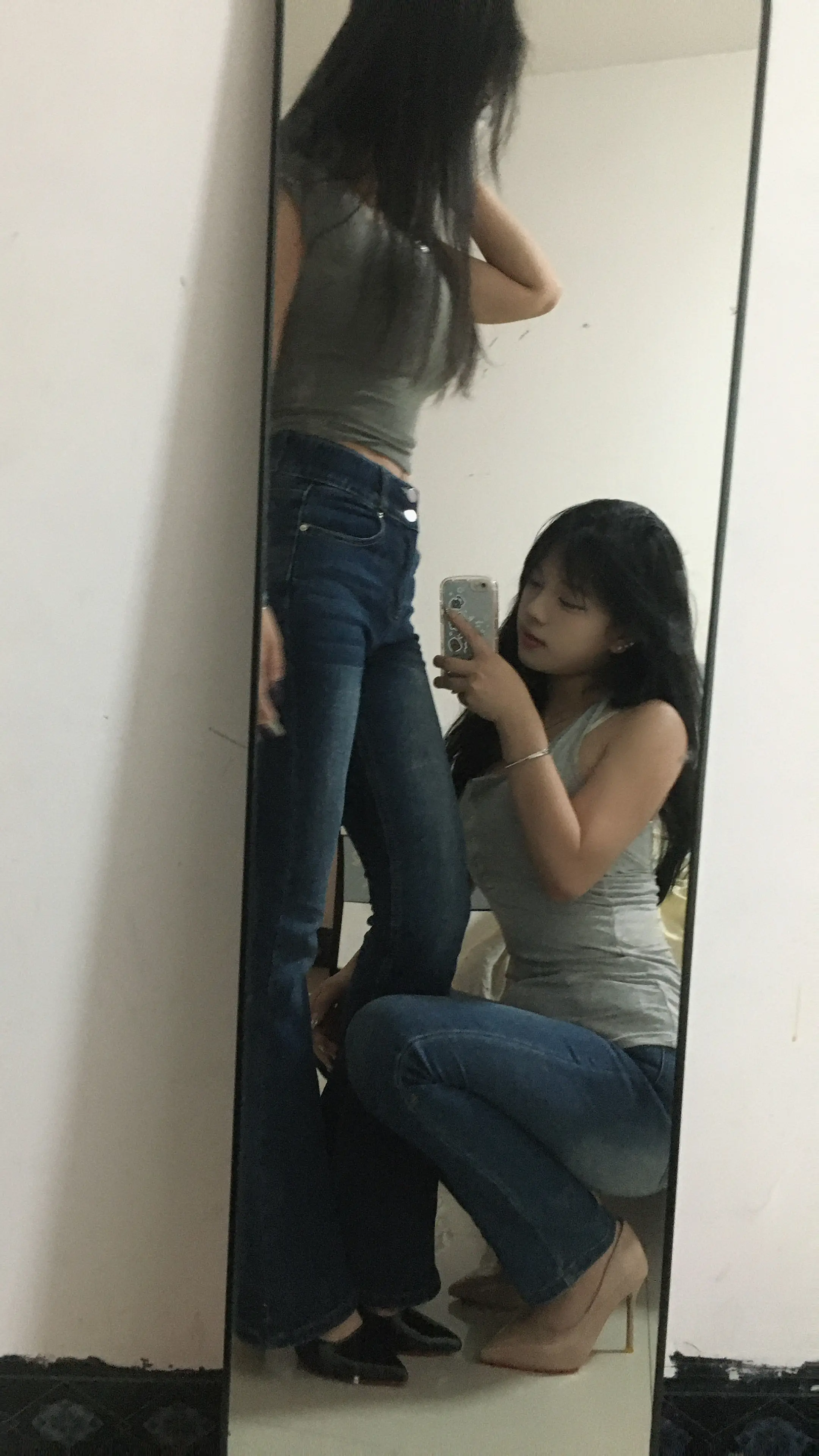 你那软绵绵的照片就别配硬曲了