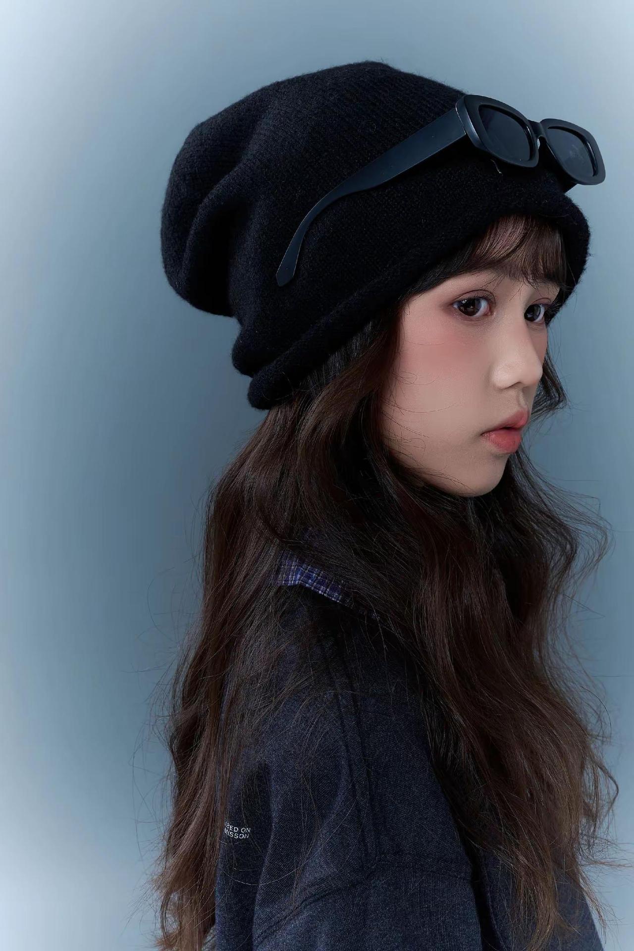 成片出来啦，真的好帅。今天是一个酷girl杂志封面穿搭 新专辑预告照 骗你生女儿