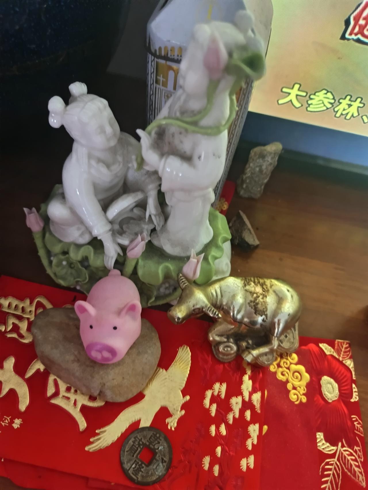 今天我在家里
发现一个很严重的问题
但不知道怎么说才好了




你敢相信吗？突