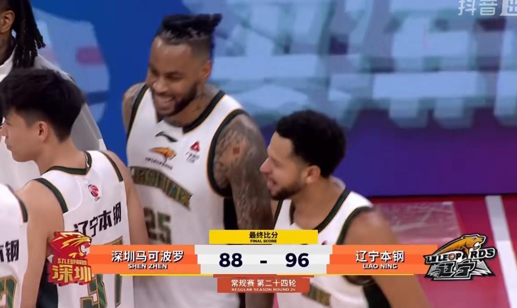 聊一聊辽宁队四个外援今天这场球的表现。

莫兰德超神发挥的一场比赛，21分+13