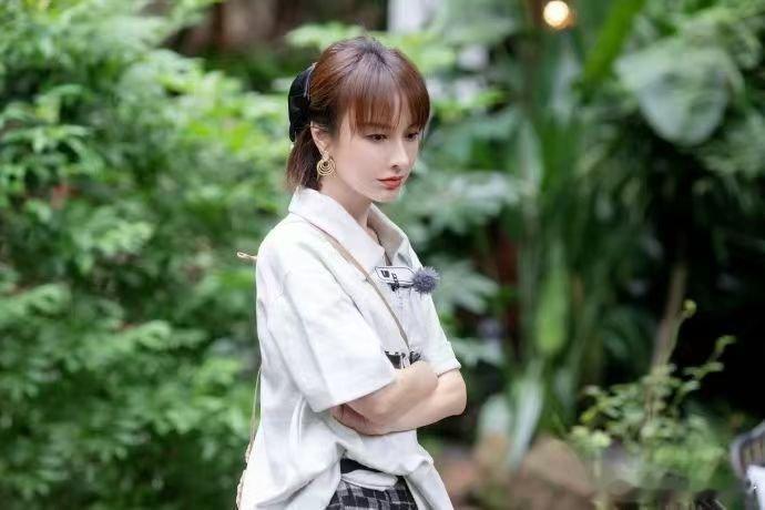 吴昕说有了舒适圈谁还出去啊吴昕向网友分享五一如何去班味其实我感觉吴昕说的真的很对