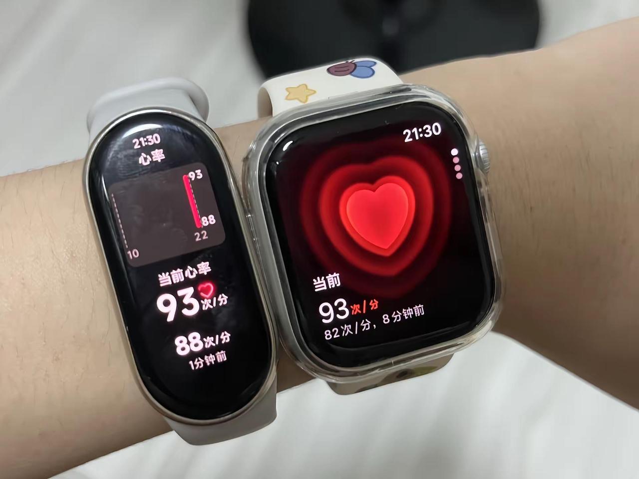 🌾和🍎。你们更喜欢哪一个  iwatch健康监测 小米手环