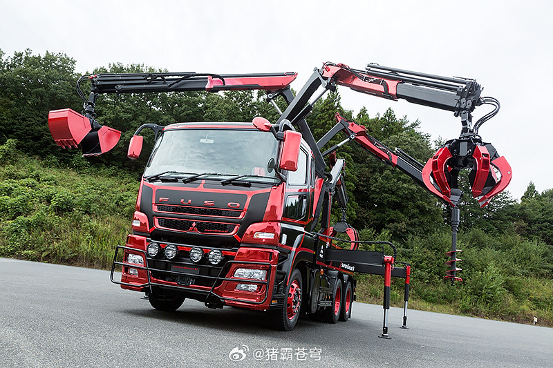 特种卡车“变形金刚”啊卡车
