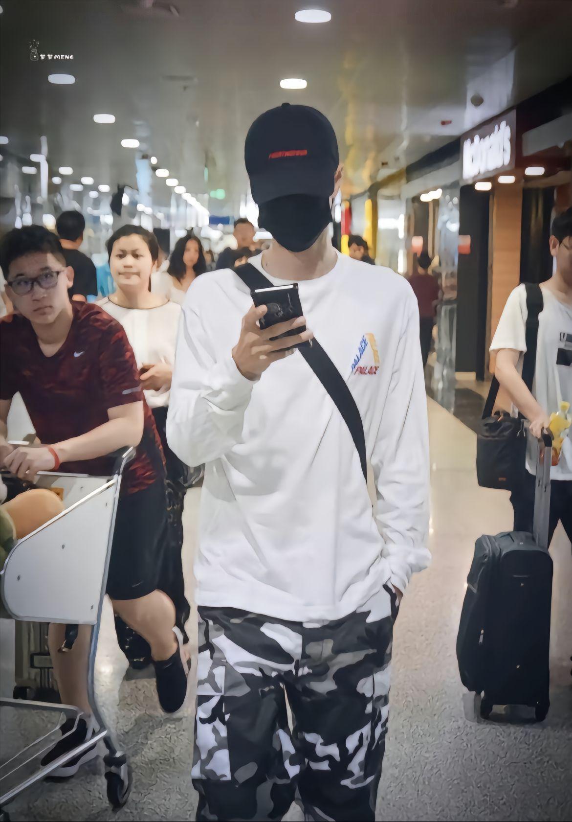 成长就是这样，永远来得猝不及防… 
