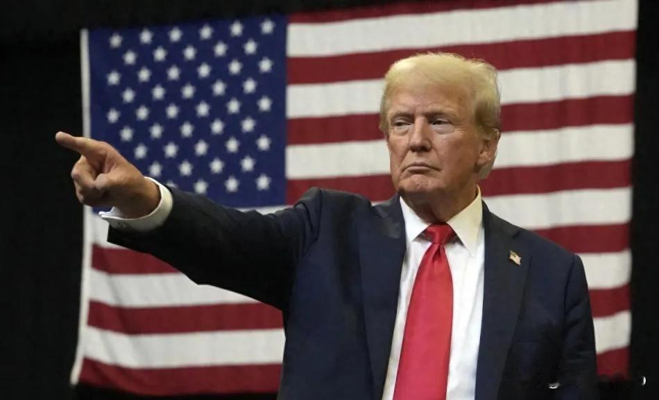 格陵兰为啥不选美国？83%民众拒当"美属岛民"，真相太扎心！
 
特朗普想"买"