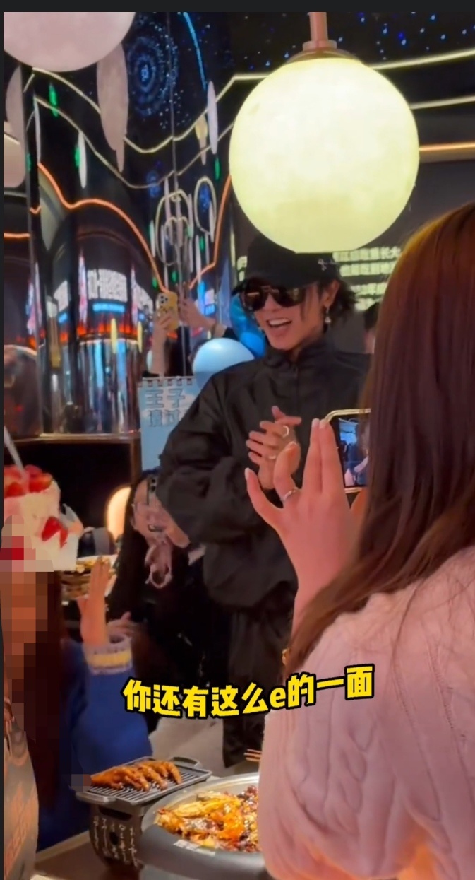 华晨宇在过生日这条赛道杀疯了 天哪，这完全就是内娱过生日的天花板了吧，不得不说华