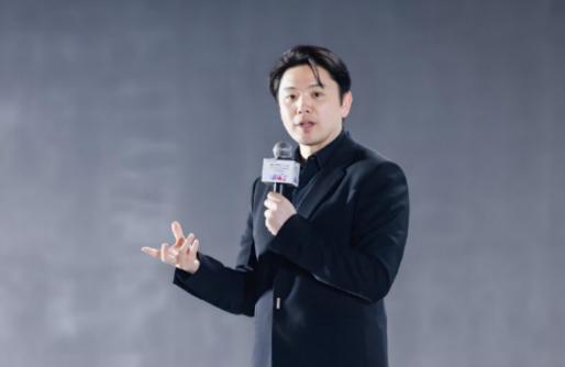 【追觅CEO内部讲话曝光：造车PK库里南、宾利，手机跟华为小米三分天下】日前，追