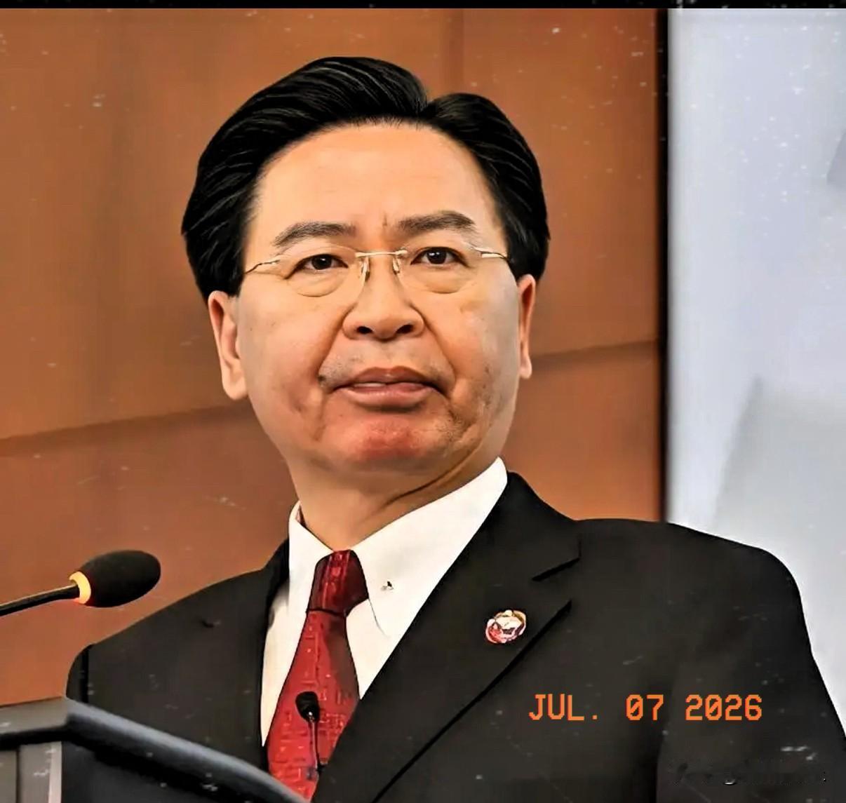 7月6日，“台独”顽固分子吴钊燮叫嚣称：中国刚刚测试了一枚巨浪-2潜射洲际导弹，