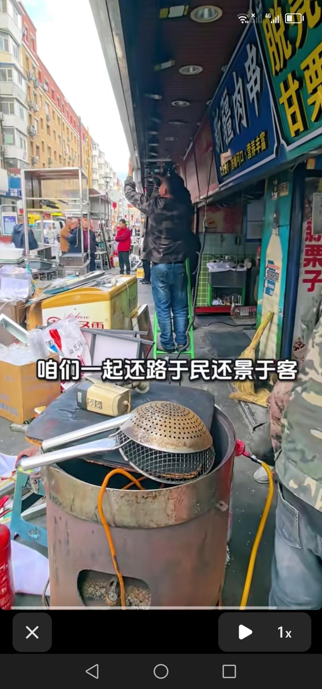 长春市桂林路路边摊位整治后，马路宽敞了许多，环境也整洁了不少，预期效果颇为不错。