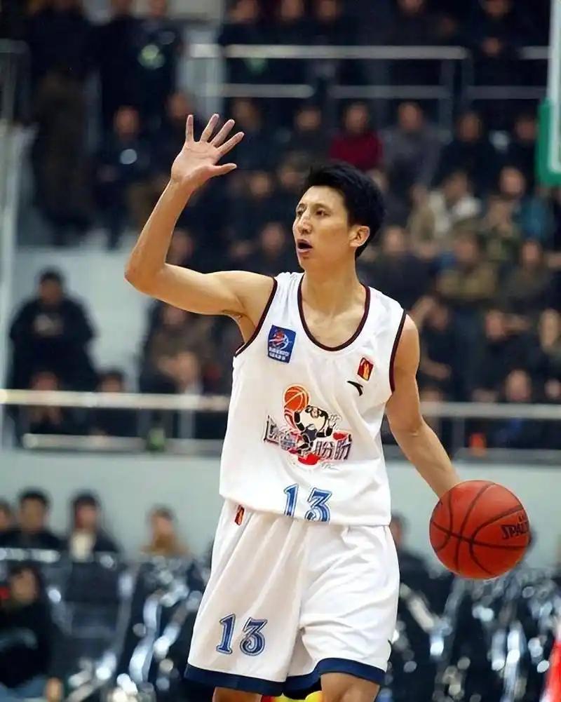 男篮铜牌战不敌伊朗：13分落后背后，问题不只是教练 
 
中国男篮在今天的亚运会