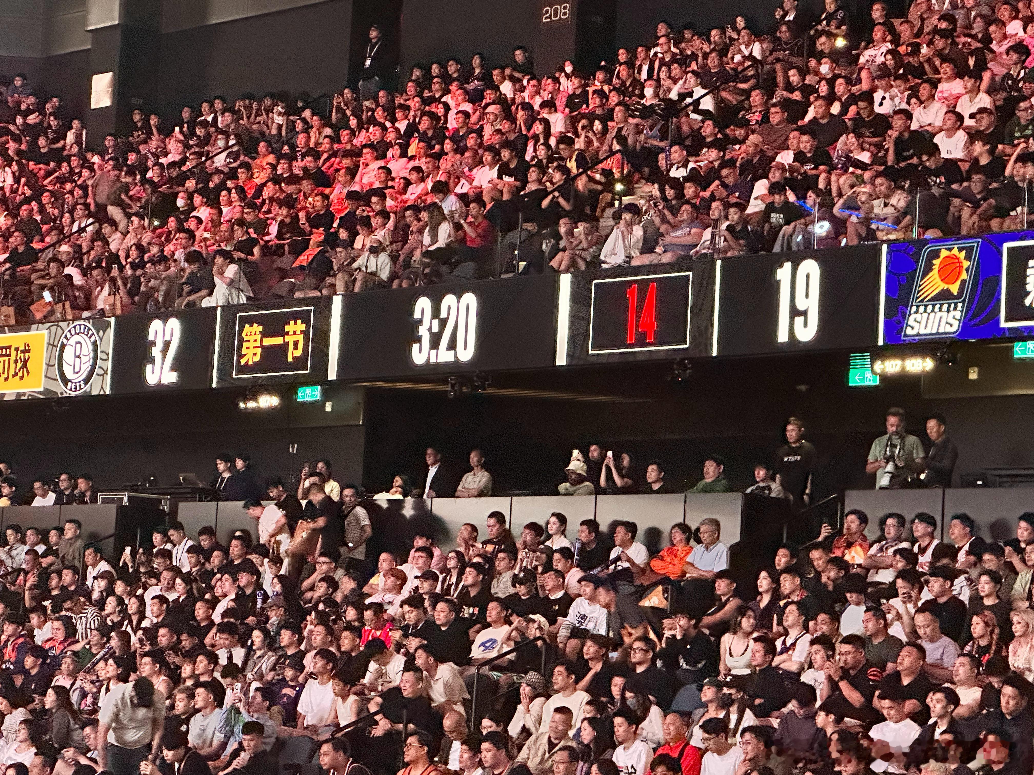 篮网这进攻被乔迪调教的真棒啊，年轻人们都敢自信地做尝试，整个都流动起来了[666