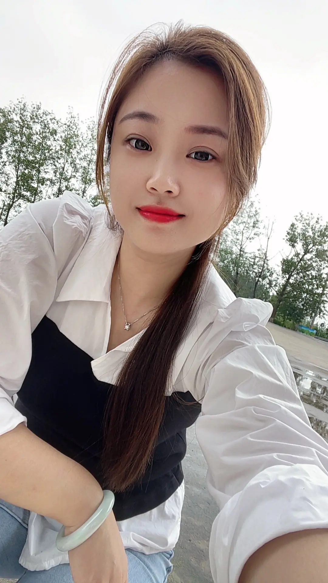 人间一趟！积极向上！不念过往！不惧将来