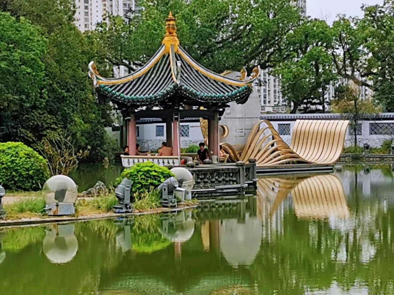 纪实：高速发展看数字
2019年7月8日，我曾在《今日头条》写过《想走就走的旅行