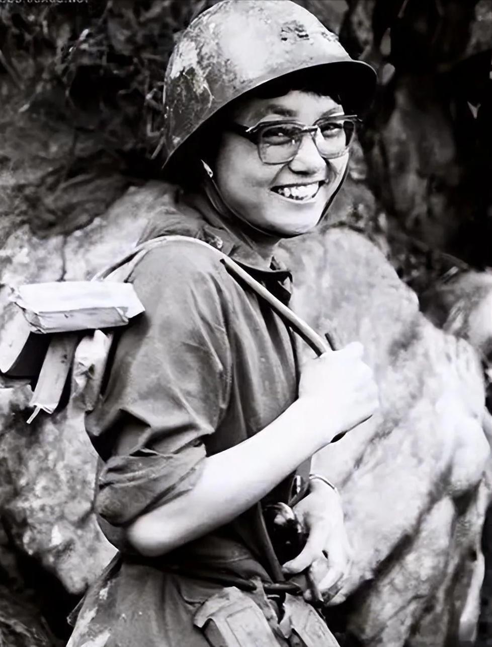 1986年，23岁女医护刘亚玲以回家探亲为由，向医院请假，谁知她居然偷偷溜到了老