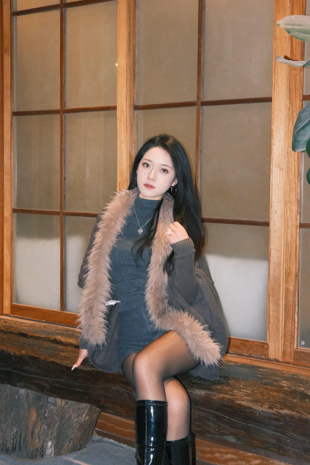 分享美女穿搭服饰