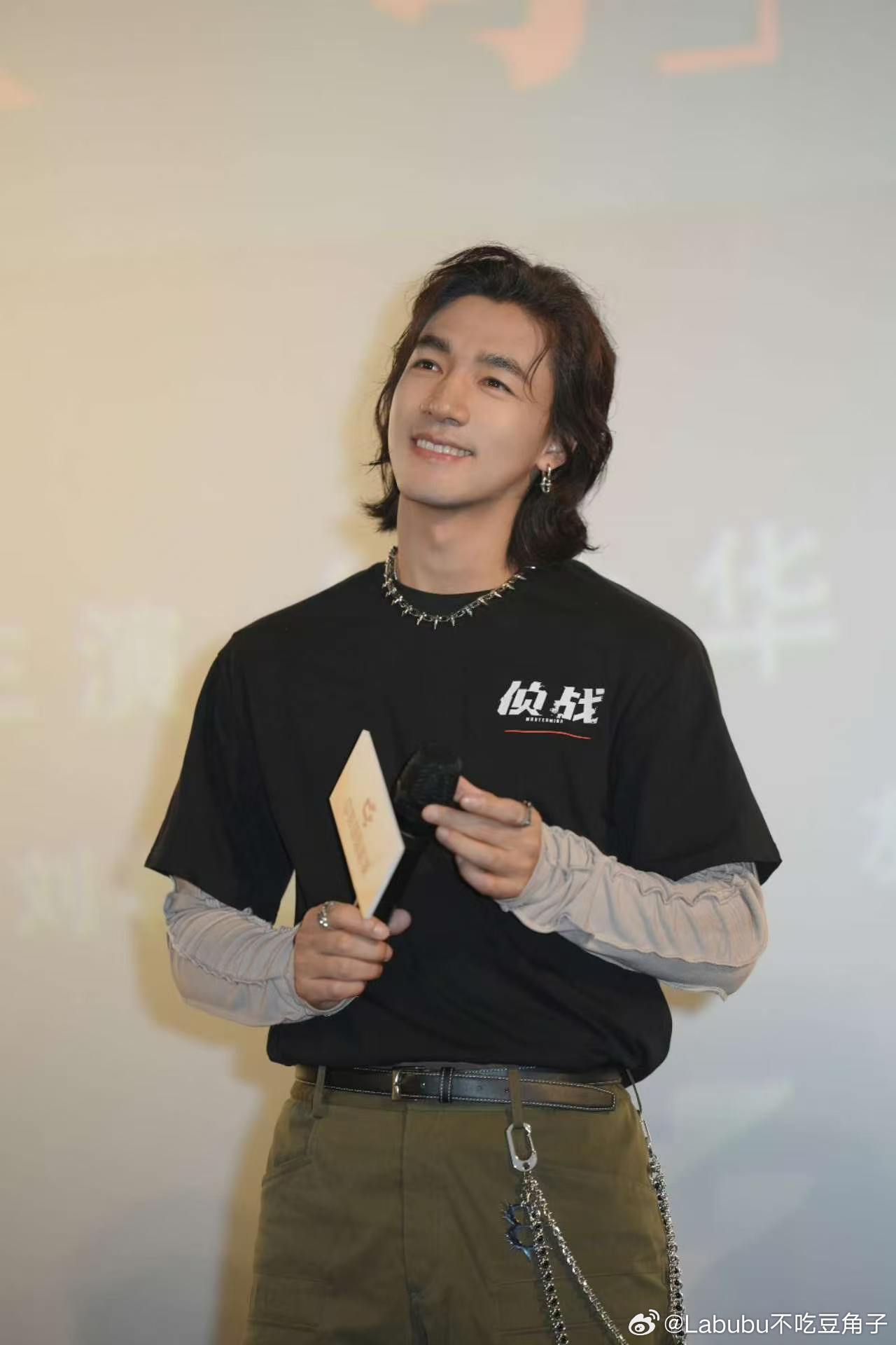 此沙从横店群演到金鸡提名此沙提名金鸡完全励志文 此沙拿下金鸡最佳男配提名，靠的是
