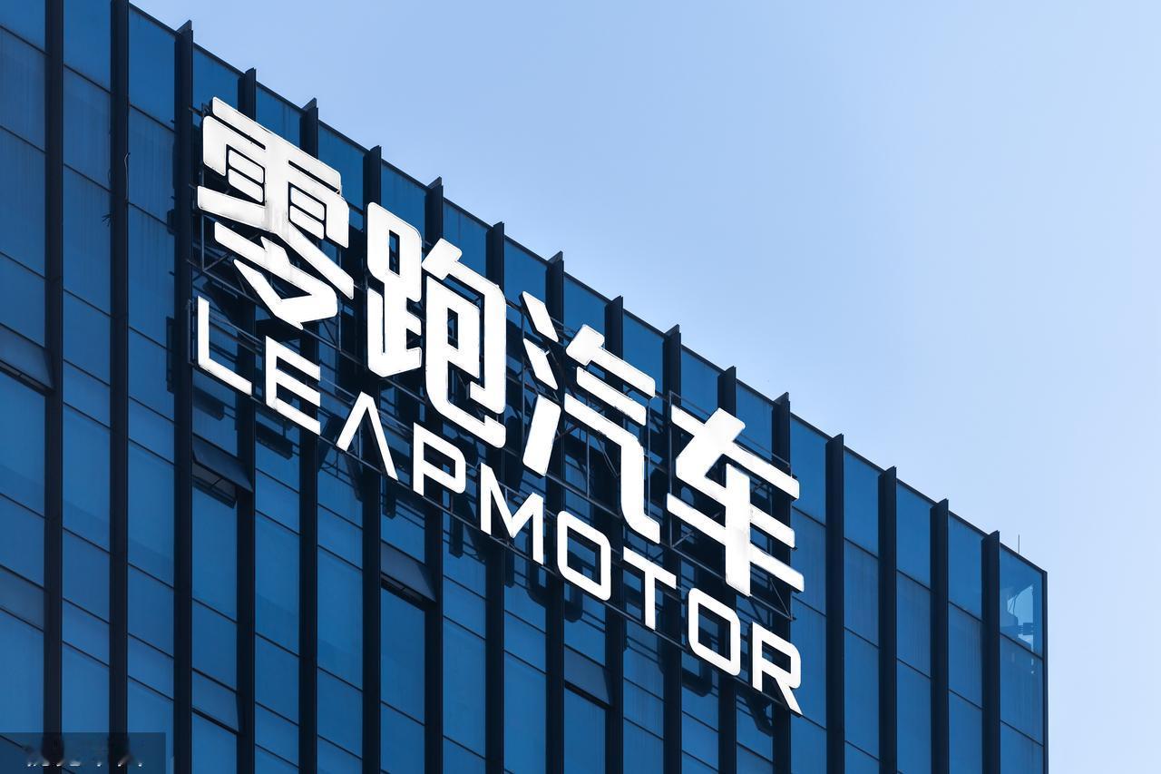 8月新势力成绩单：第一名甩出10万辆
9月1日，新势力8月交付数据出炉。数字之外
