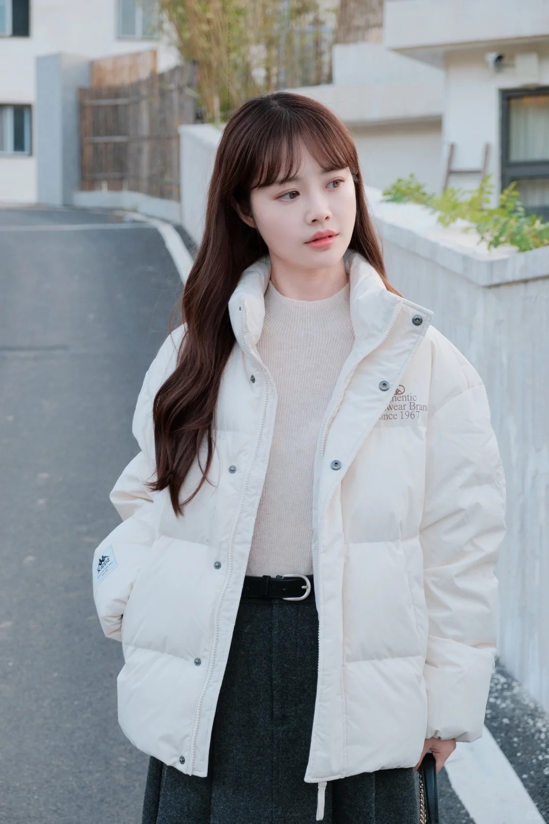 早上好在线的出来打卡了，都出来打卡不要潜水了啊，早上好今天都是拉板板，点赞成为铁