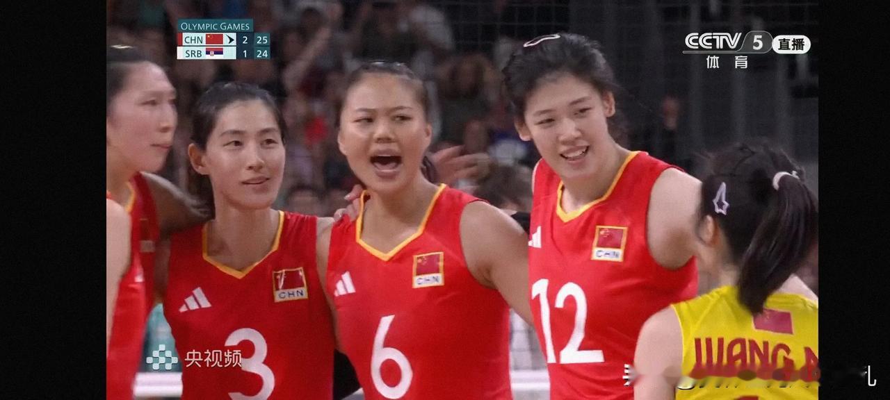 团结就是力量，中国女排是这样练成的！


3:1，中国女排力克世界劲旅塞尔维亚女