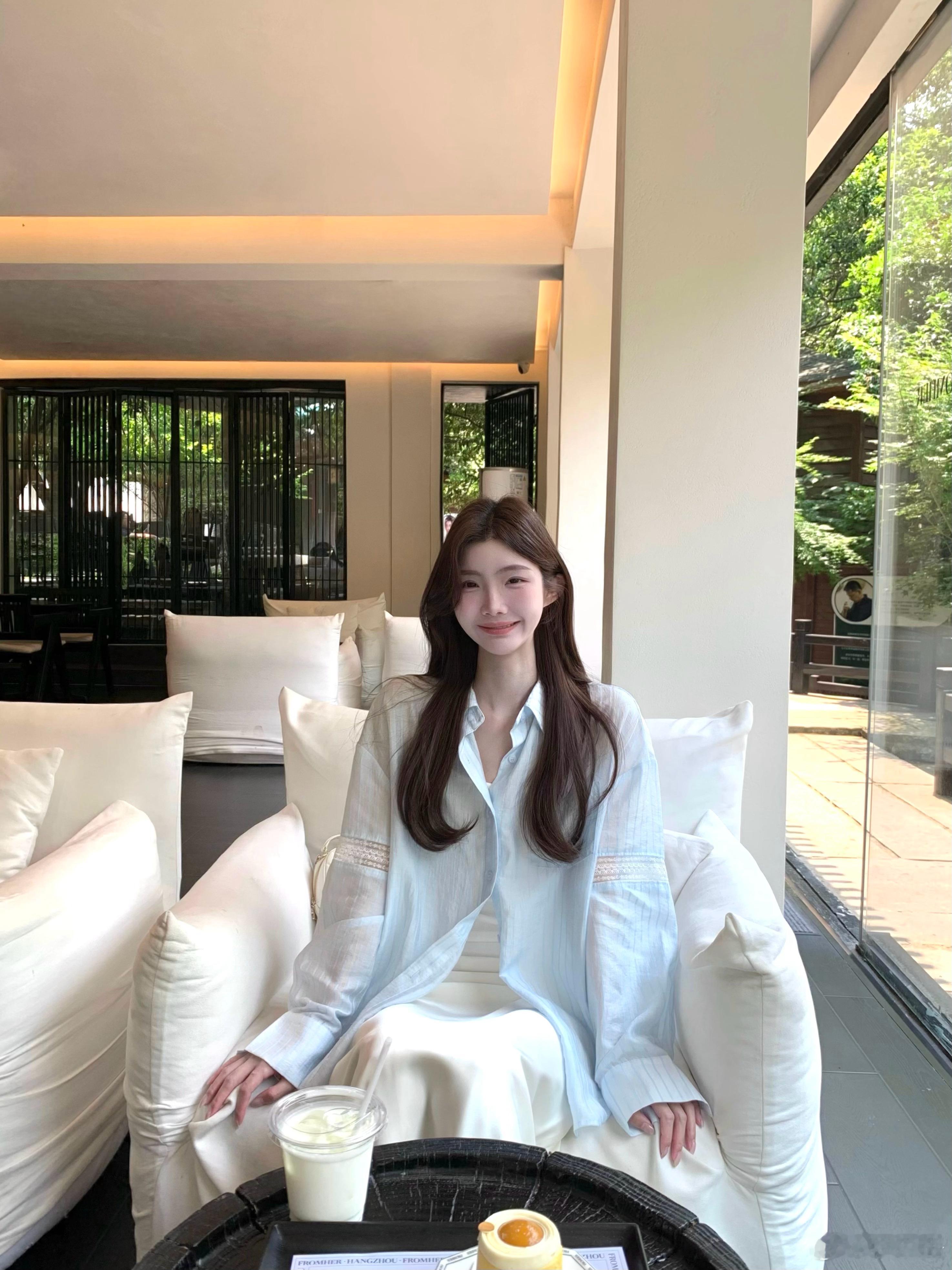 阳光真好🐇 ​​​