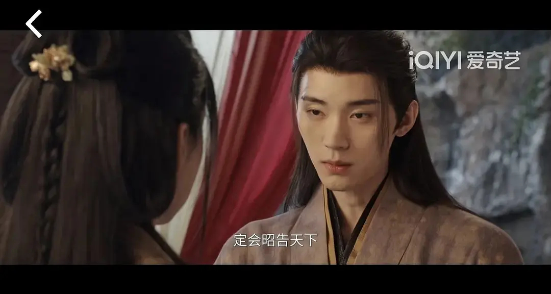 周翊然的长相很难已经很难用言语形容了，那些年我们见过的神级脸型 