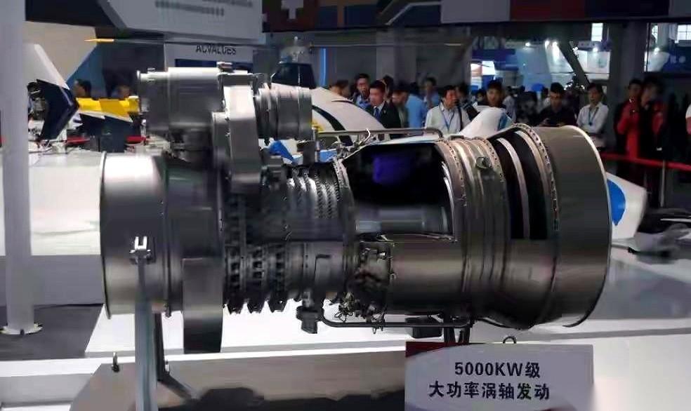 很多人可能忘了，但我忘不了。
那年汶川，当所有路都断了，只有那架米-26，像个孤