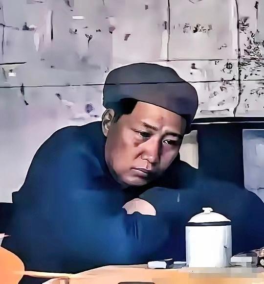 老人家一心为国为民！高风亮节，前无古人后无来者，永远的伟人！ 