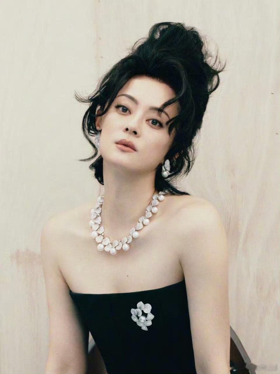 【二胖独家】孙俪秦海璐主演原地逃离 正午阳光悬疑剧《原地逃离》双视后阵容：孙俪、