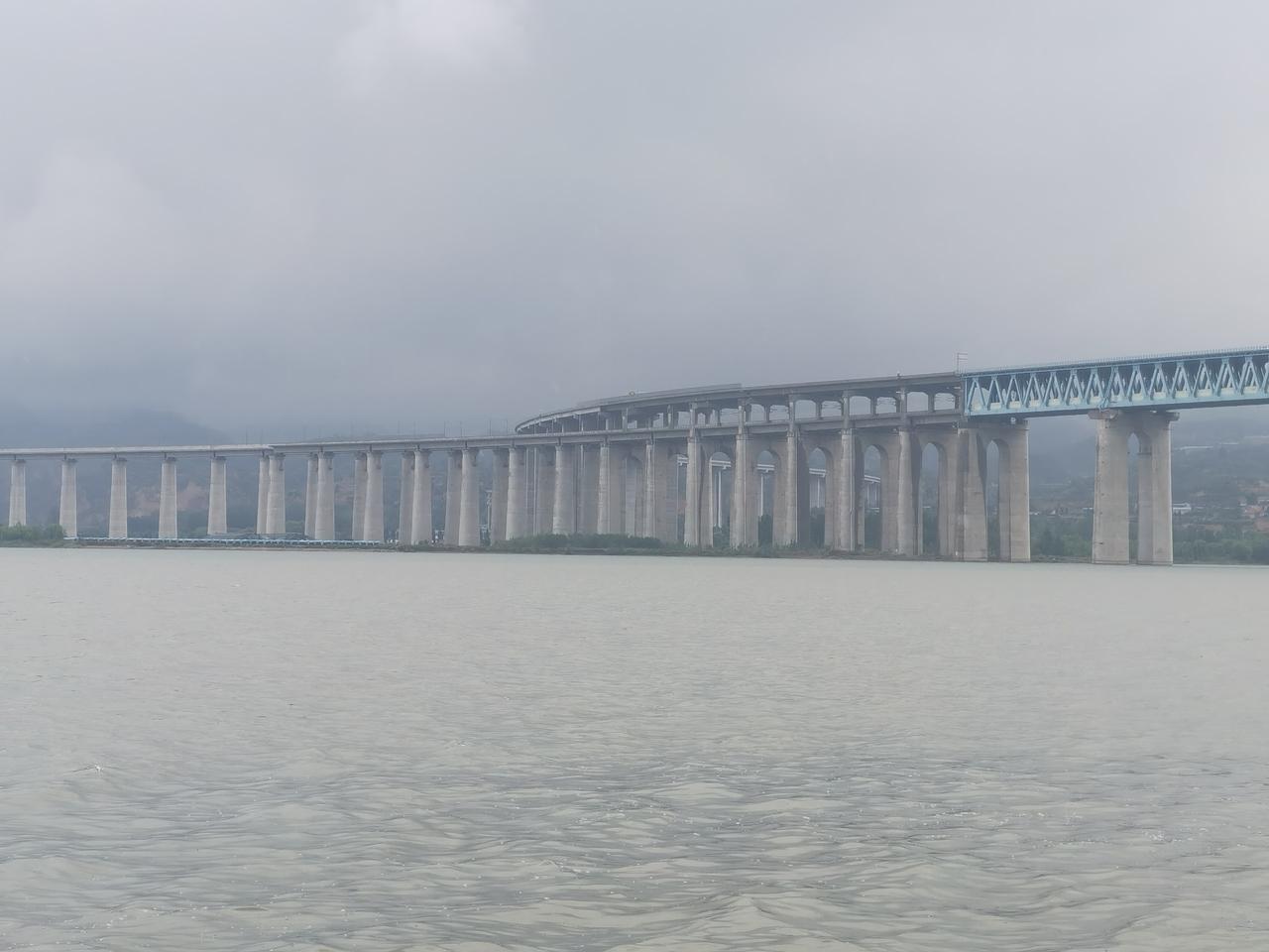 三门峡市各高中2026年高考录取分析：灵宝一高清北录取9人、985录取241人、