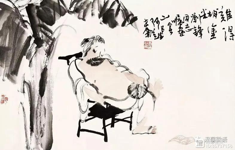 上联：大肚肥皮难过夏
下联：[比心]

网络图片/诚谢侵删