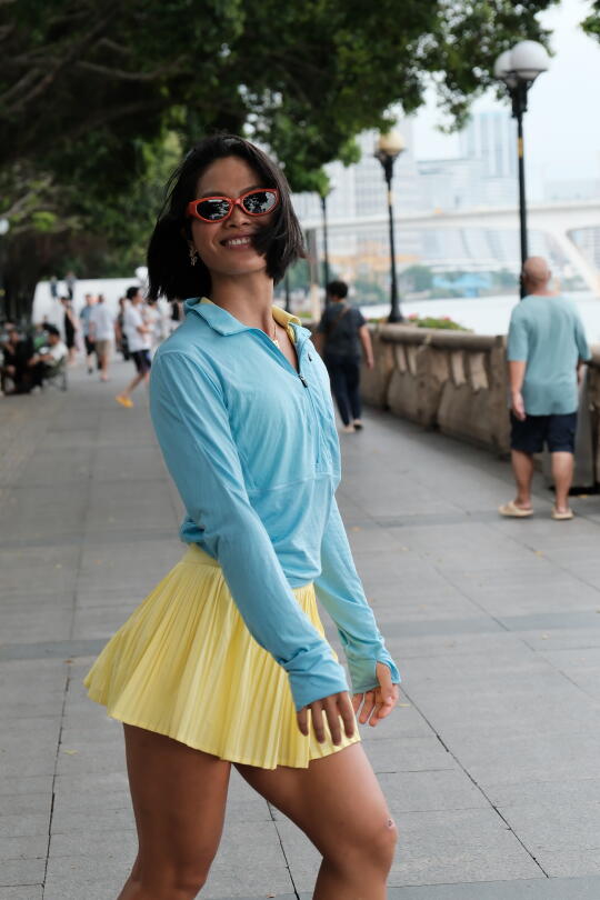 小麦色和荧光色更配 🩵💛