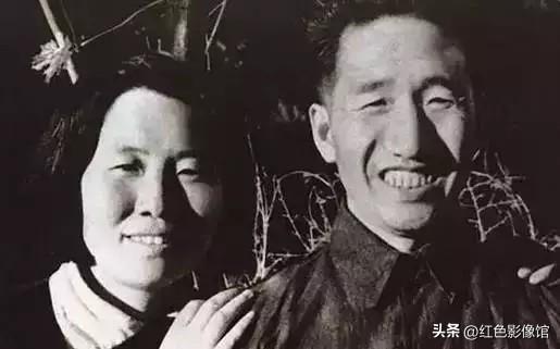 徐向前元帅与夫人黄杰是革命伉俪，二人相濡以沫近半个世纪。黄杰是黄埔军校武汉分校女