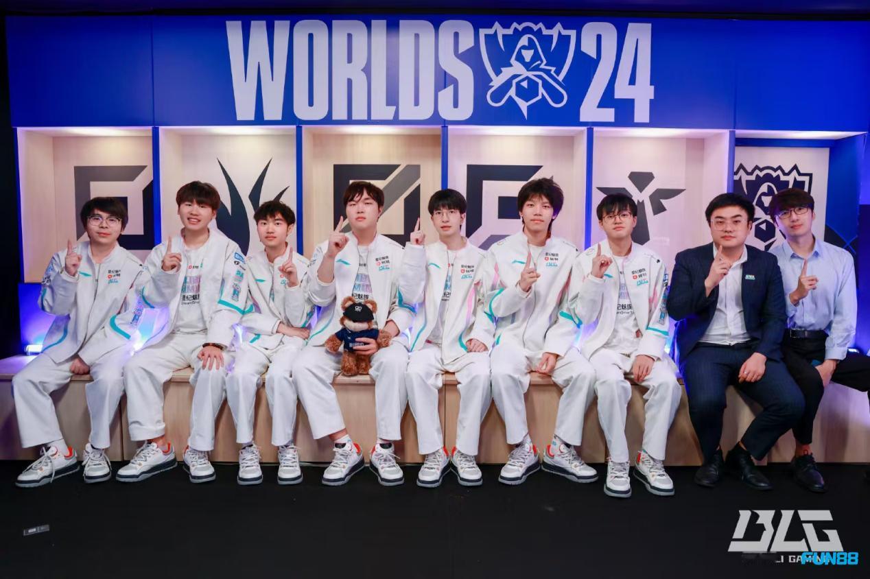 乐甜糖，S14终极决战，全华班BLG大战Faker！
在英雄联盟S14全球总决赛