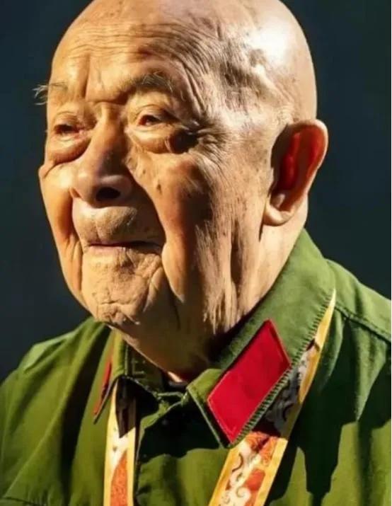 抗美援朝时，他带领全班歼敌400余人，立下汗马功劳，复员返乡后，立功喜报因地址写