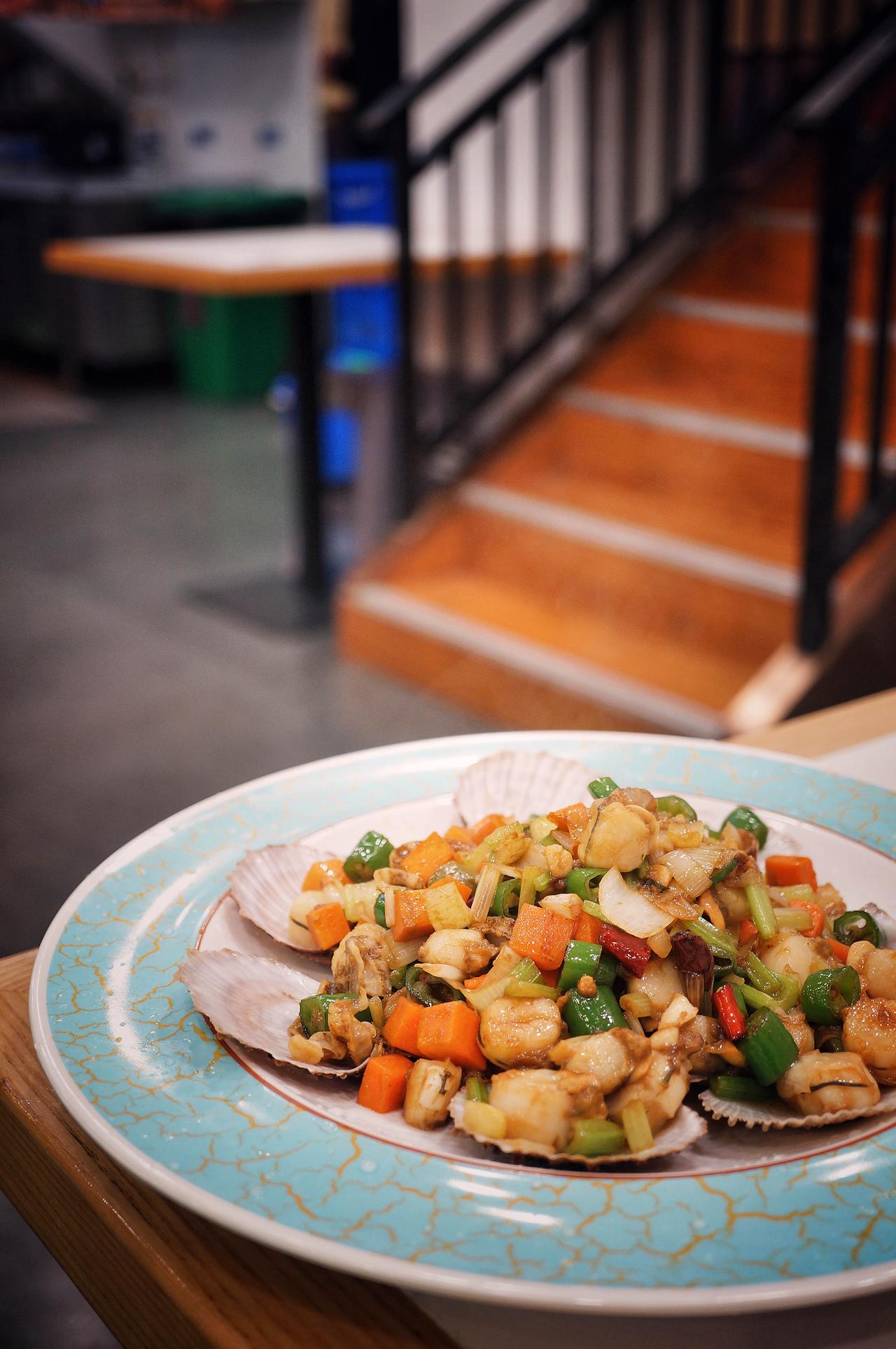 又见【郭姐·威海渔村】，真好
威海鲜货直达，18年品质坚守
恭贺郭姐第七家店开业