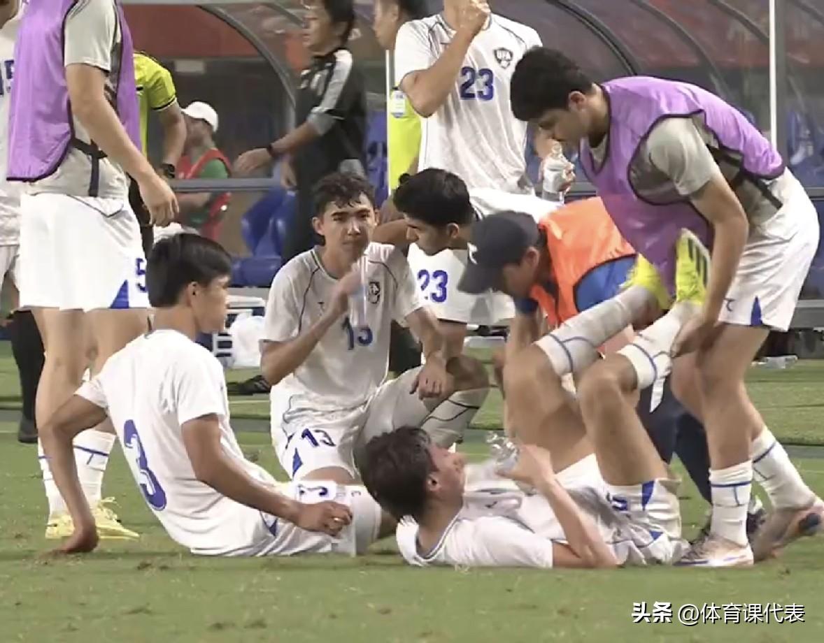 加时了，日本最后时刻头球扳平比分，常规时间1-1战平乌兹别克斯坦将比赛拖入加时！