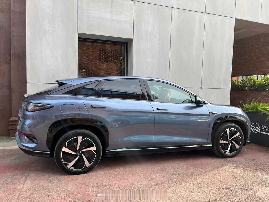 比亚迪海狮07 EV 610km，80度大电池，可能是比亚迪充电天花板？N7 双