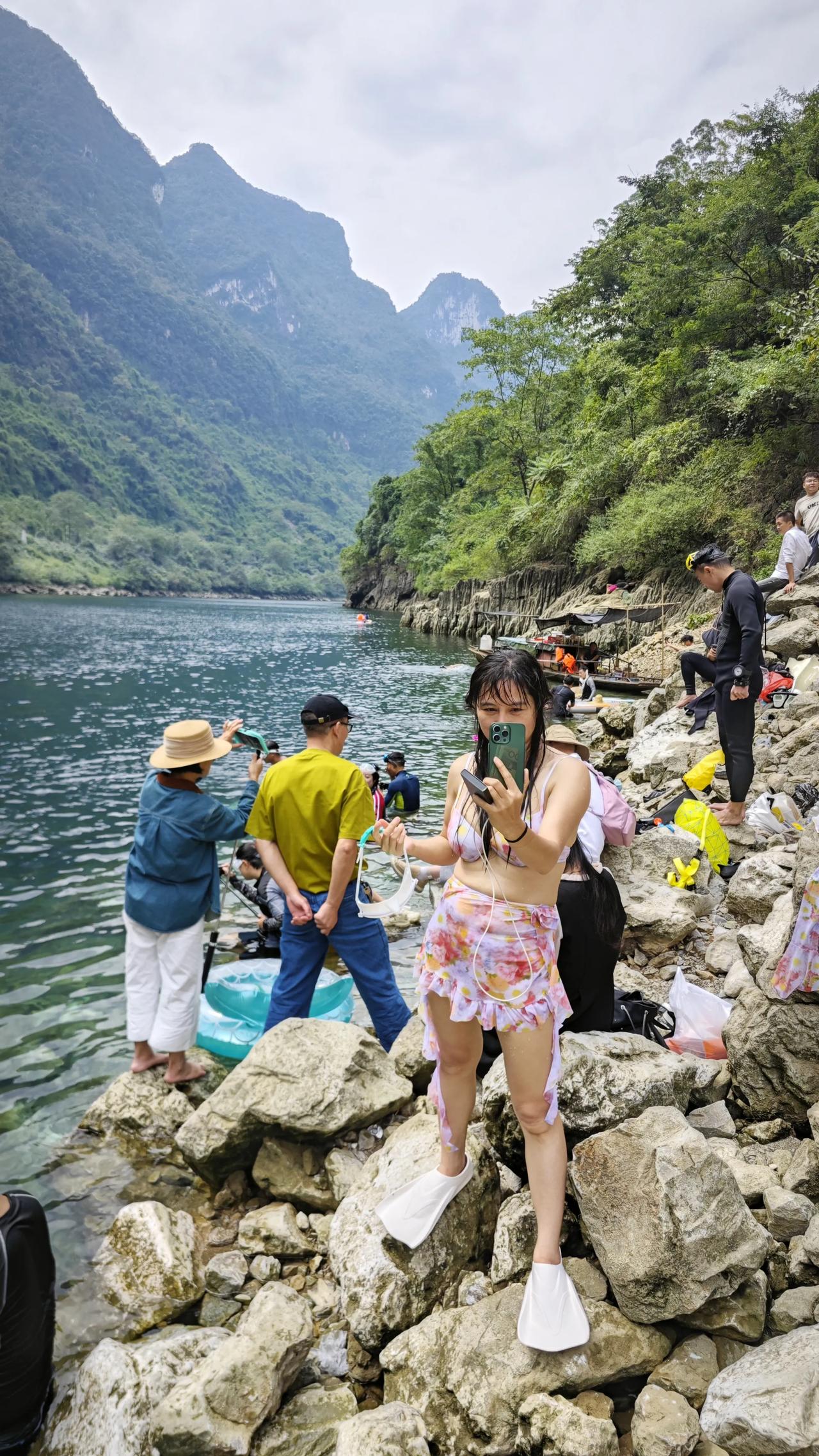 #随拍记录生活#广西天峨，今年成了贵阳人的后花园，贵阳过去260公里，比去省内好