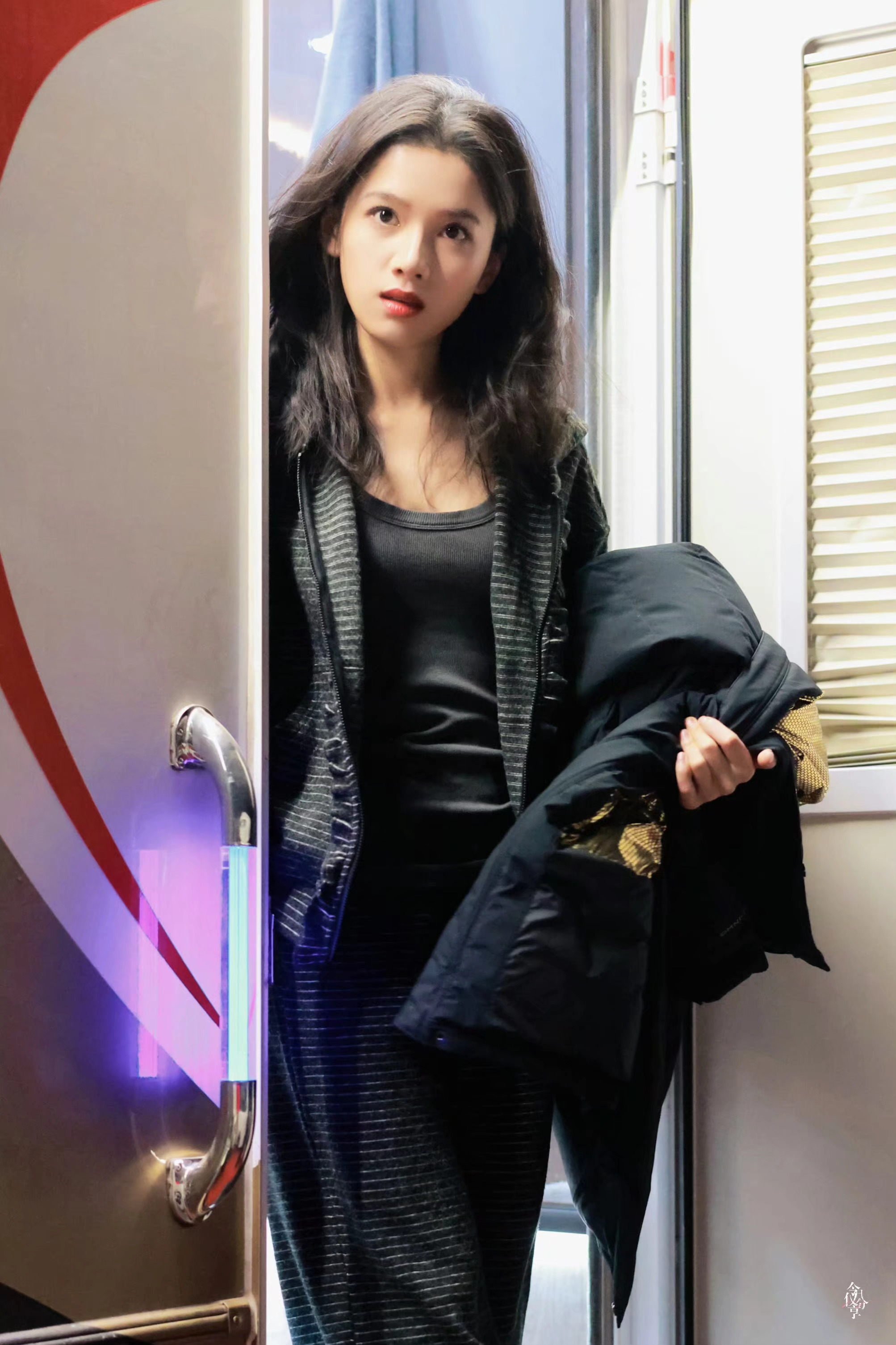 张婧仪 梦花廷下班 