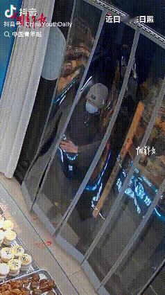 足以证明她人品！山东日照，女子买了20元钱的蛋糕，当时付款后就离开了，事后回到家