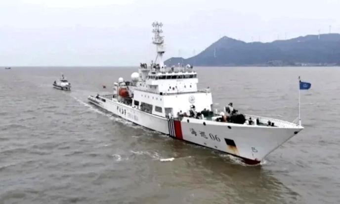 美国终于出来表态了！在我们持续派出海警船在台湾东部海域行动之后，美国终于打破了沉