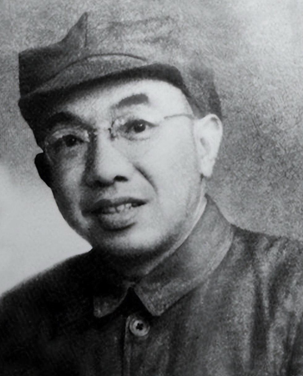 1943年，曾希圣拉住黄克诚低语：“老黄，我老婆可能是特务。”黄克诚一愣：“她怎