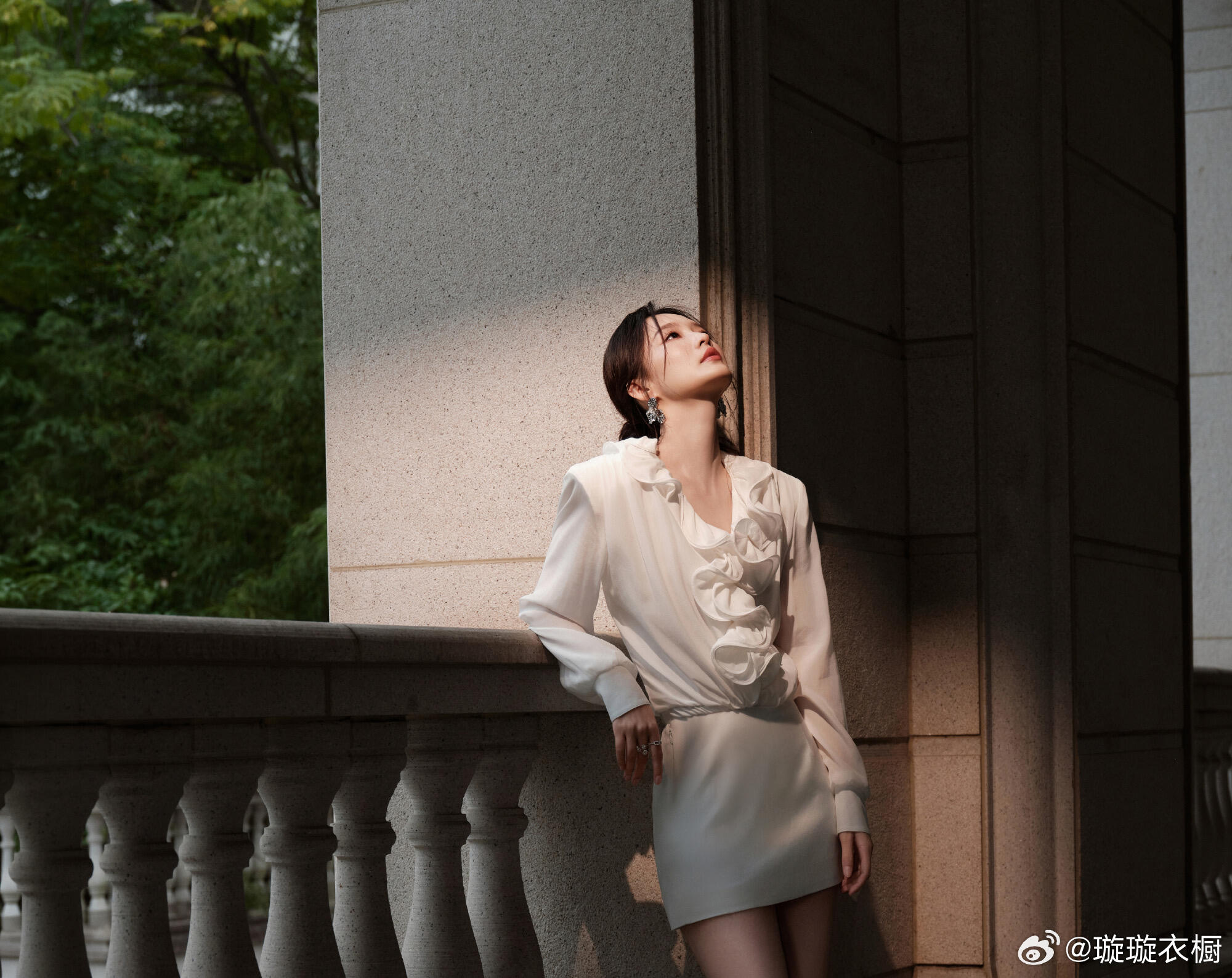 白月光般的存在李沁与白色适配度百分百李沁[超话] ​​​
