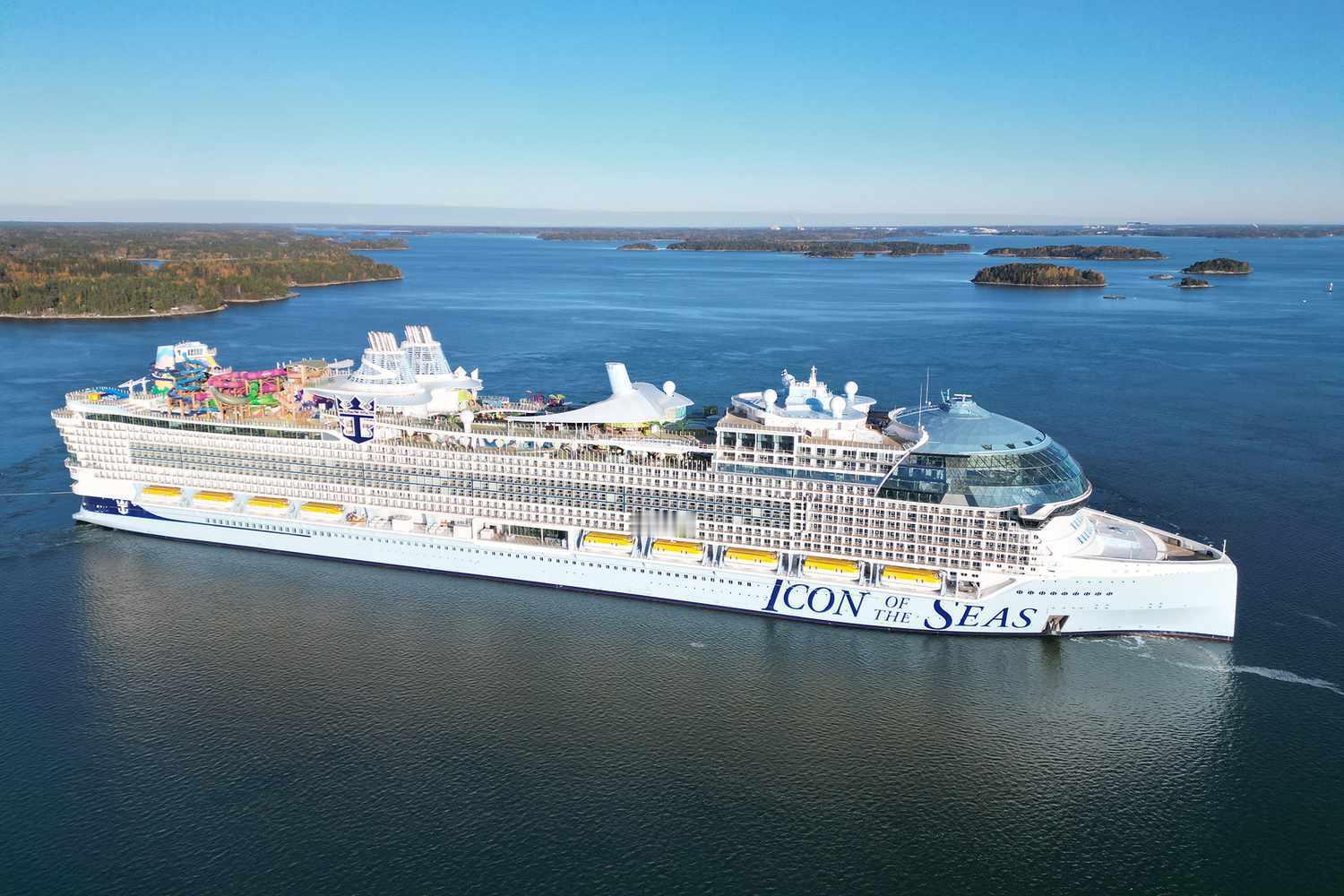 Icon of the seas, 世界上最大的游轮，造价20亿美元，今年坐一趟