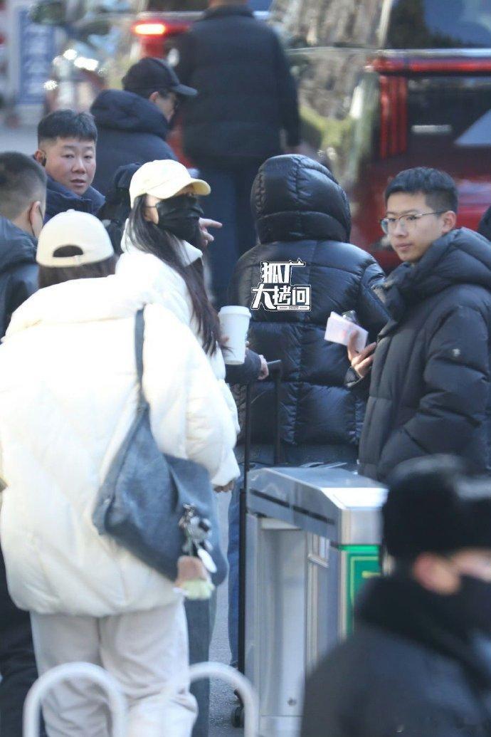 王楚然马年春晚第三次联排王楚然第三次春晚联排路透 王楚然第三次春晚联排路透 