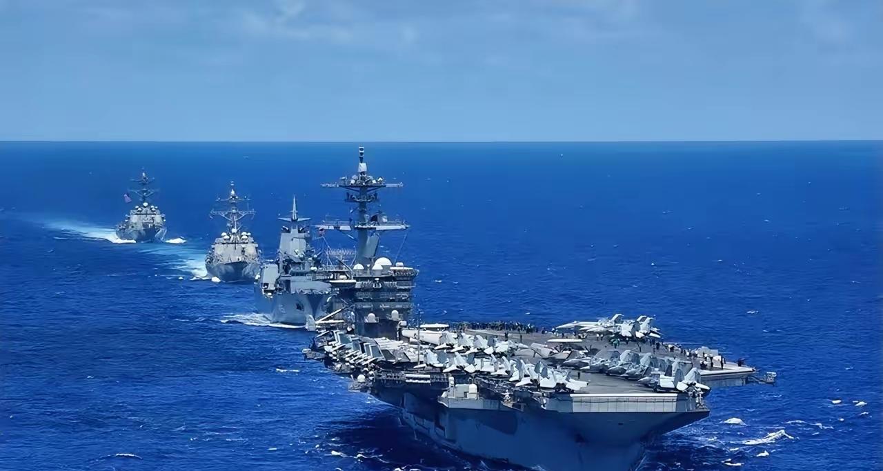 突发！美国航母被伊朗成功击中！
这事不是空穴来风，是伊朗革命卫队空天部队在阿曼湾